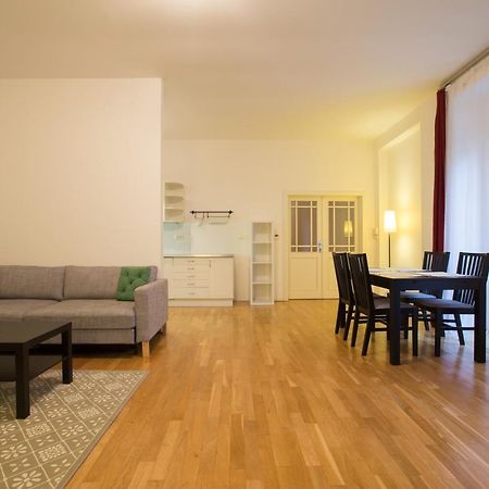 Elegant Apartment With Free Garage In The Center Of 布拉格 外观 照片